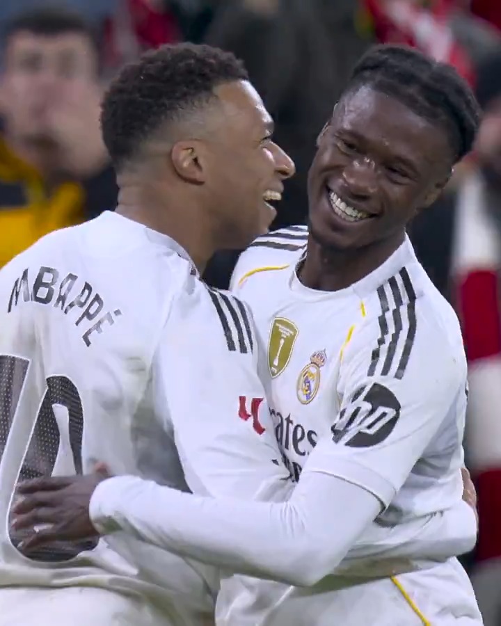 .Eduardo Camavinga &amp; Kylian Mbappé. 😃² Real Madrid C.F. | LALIGAHighlights