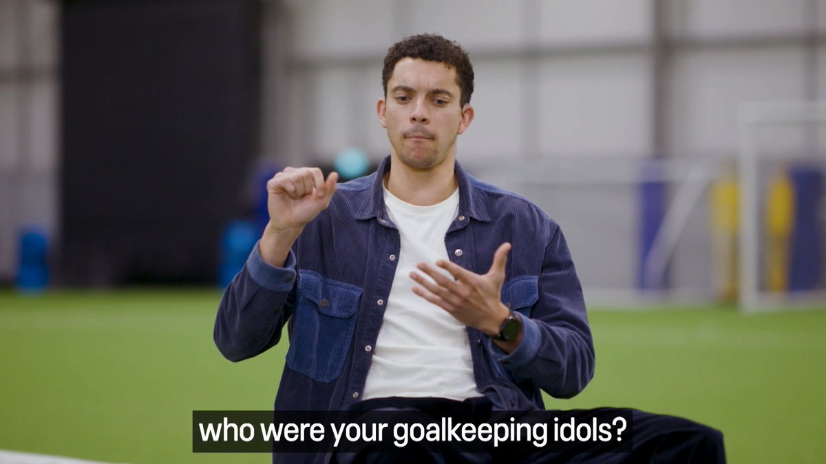 "I have a picture of them in my kid's room." 🤩 Burnley's Martin Dúbravka joined us on Sign Up to discuss his football idols growing up 🧤