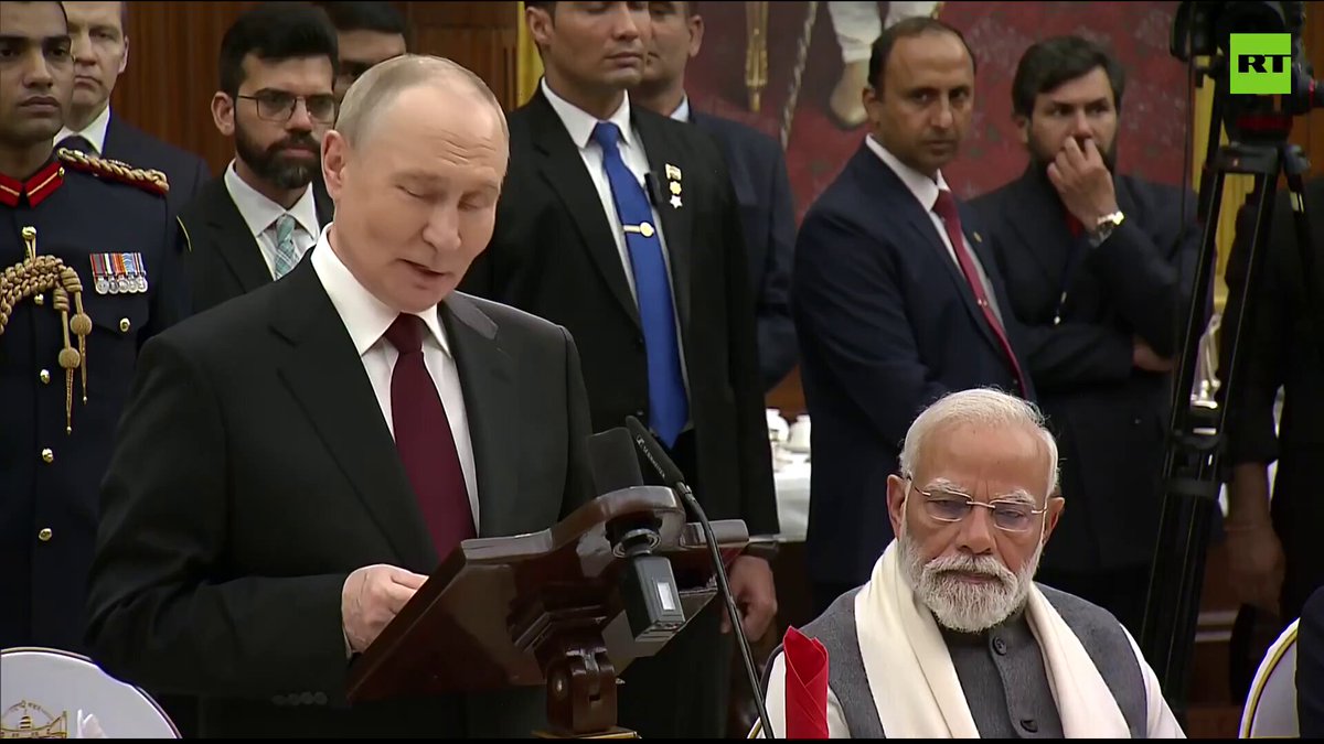 Russian President Putin restates PM Modi's slogan 'sabka sath, sabka vikas' at state banquet