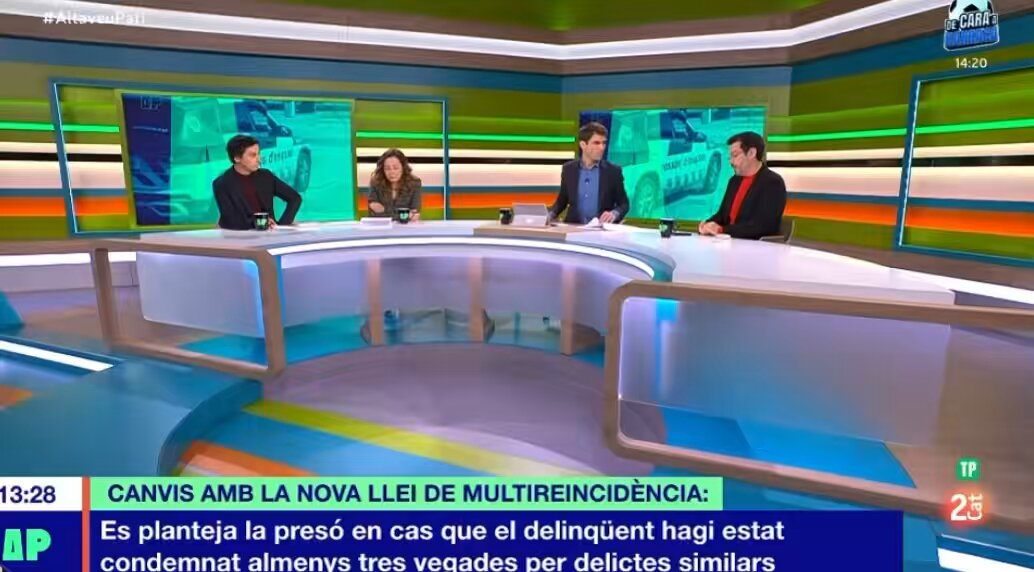Sobre els canvis en la llei de multireincidència: - Ja era hora. - No és només una fita de Junts. És un triomf del sentit comú. - Els PSOE ho vota condicionat? Sí. Però alcaldes socialistes d’arreu ho demanaven fa temps. Potser no ho votava, condicionats per altres, una minoria.
