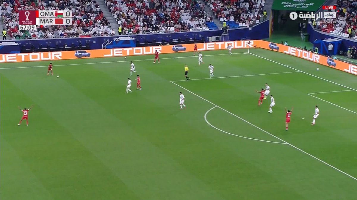 دقيقة من الضغط العماني على مرمى المغرب لكسر التعادل #عمان_المغرب #كأس_العرب 🏆 #FIFAArabCup