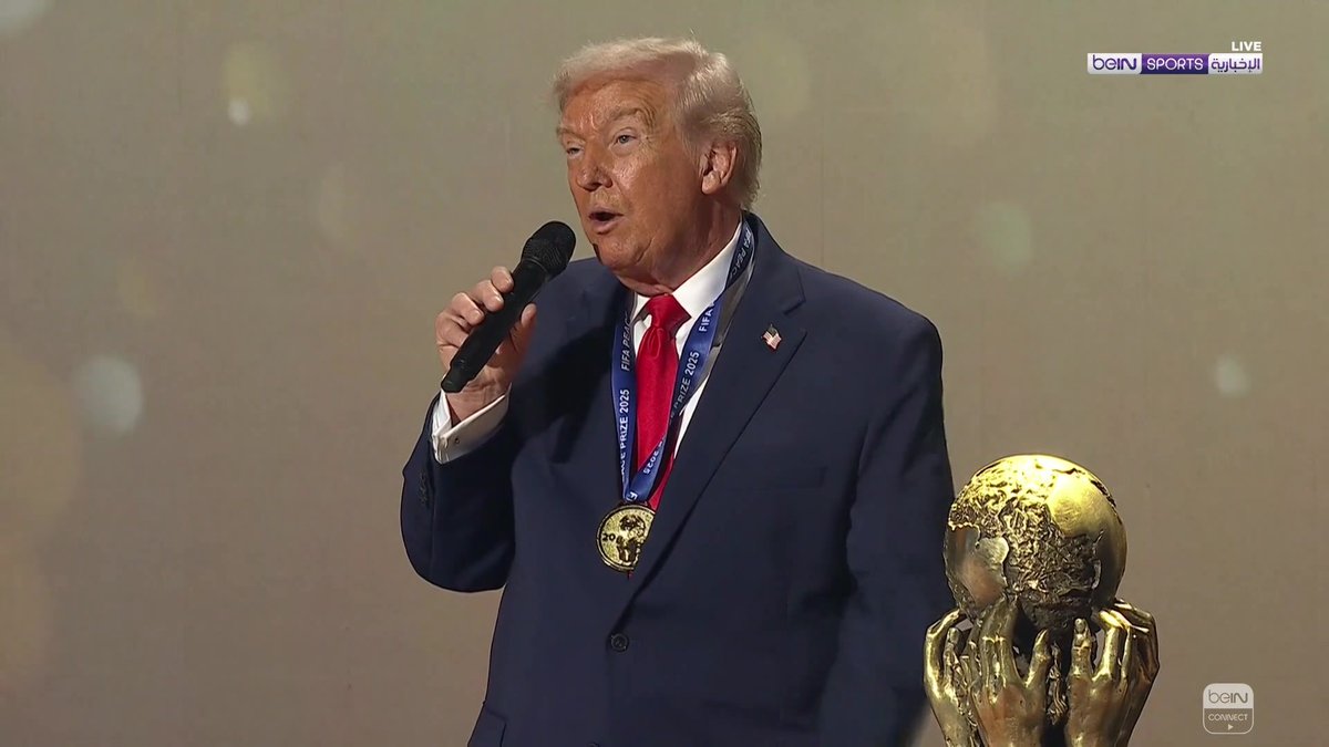 كلمة الرئيس الأمريكي دونالد ترامب بعد تتويجه بجائزة السلام 🔴▶️ يمكنكم متابعة بث مراسم حفل سحب قرعة بطولة كأس العالم 2026 على حسابنا على يوتيوب #كأس_العالم_2026 | #كأس_العالم2026 #WorldCup2026 | #FIFAWorldCup | #WorldCupDraw⁩⁩⁩