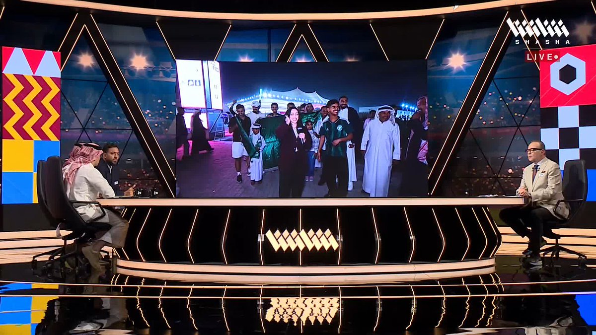 مراسلتنا شهد تنقل لنا أجواء رائعة للجماهير السعودية خارج ملعب البيت 🇸🇦🏟 تابعوا الاستوديو التحليلي لمباراة جزر القمر والسعودية في #كأس_العرب_على_شاشا 🏆🌟 يمكنكم مشاهدة المباريات مجاناً وبدون تسجيل دخول 📺