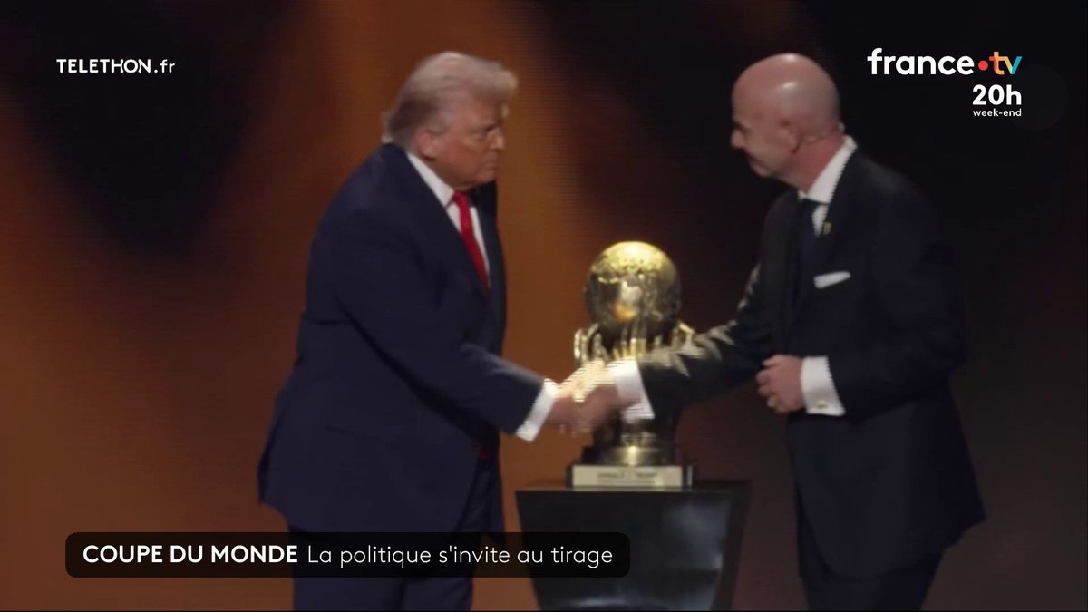 Le tirage de la Coupe du monde a eu lieu, ce 5 décembre. Un tirage qui a eu lieu en présence de Donald Trump. Le président américain qui semble avoir trouvé un allié de poids, le président de la FIFA, Gianni Infantino. #JT20h
