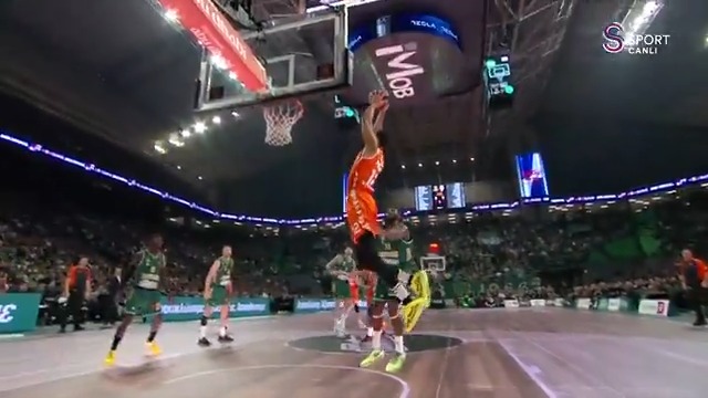 😎 Darius Thompson ile Neal Sako ikilisi işbaşında!