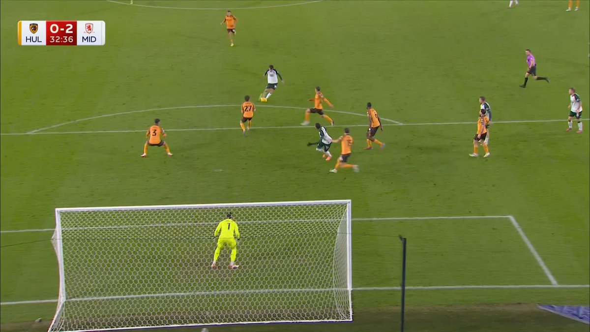 The technique! 😮‍💨 An absolute PILEDRIVER from Alex Gilbert to double Boro's lead! 🚀