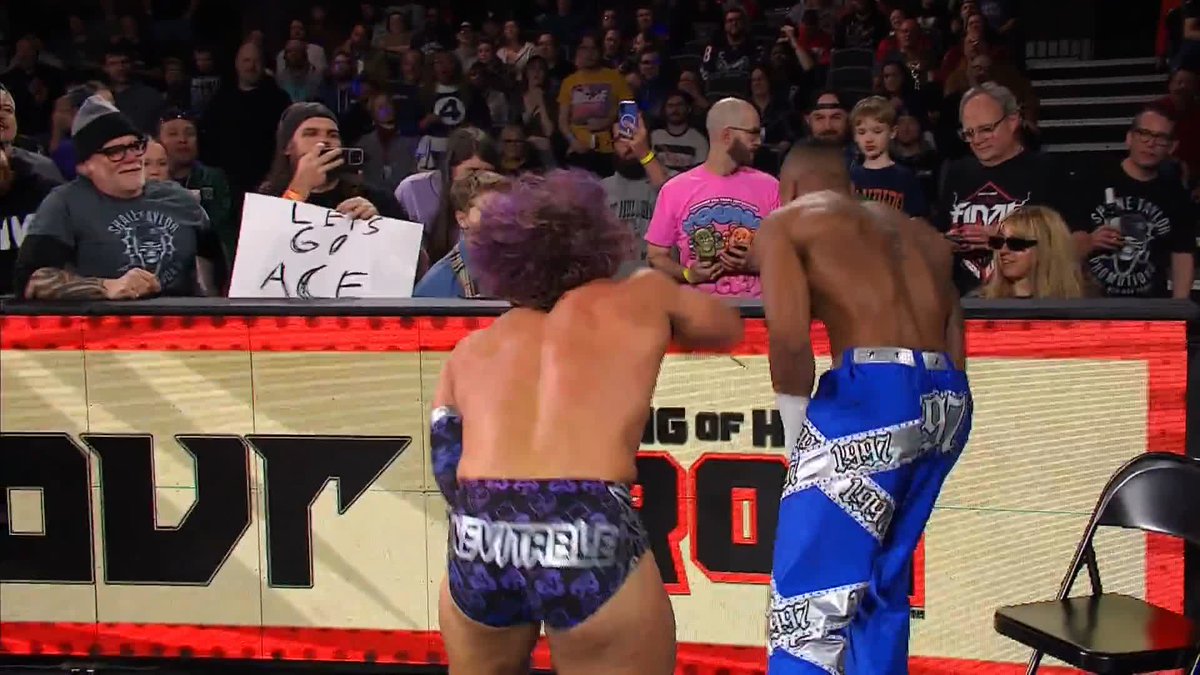 BIG SHOTTY LEE JOHNSON IN HIS AJ STYLES BAG #ROH #ROHFinalBattle