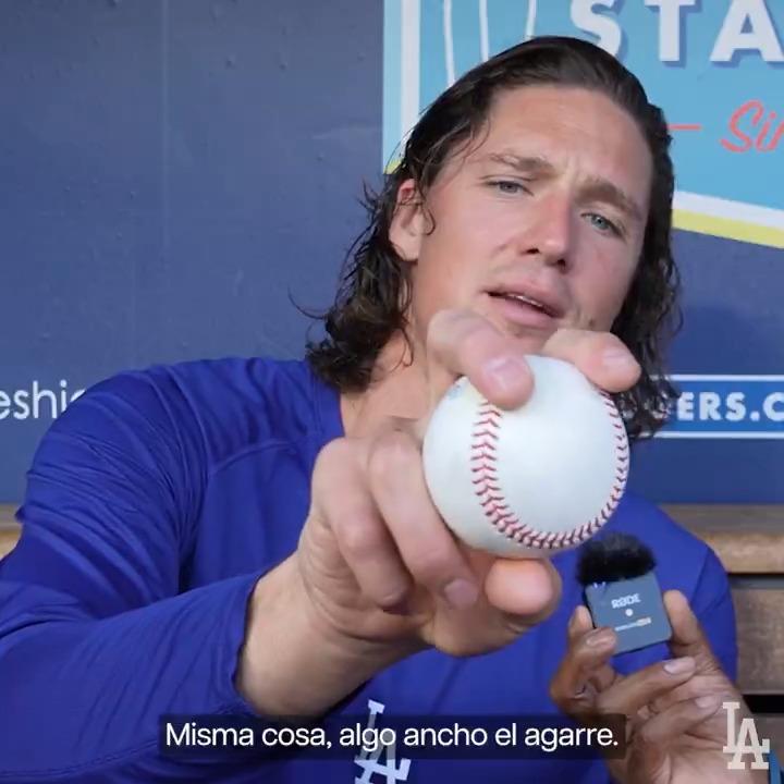 Tyler Glasnow nos platica los tipos de lanzamientos y agarres de la pelota que utiliza en Más con Mota. José Mota
