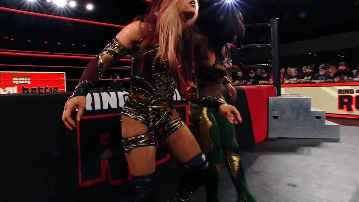 .Último Moné drives double knees straight into Red Velvet! Watch #ROHFinalBattle on #HonorClub!