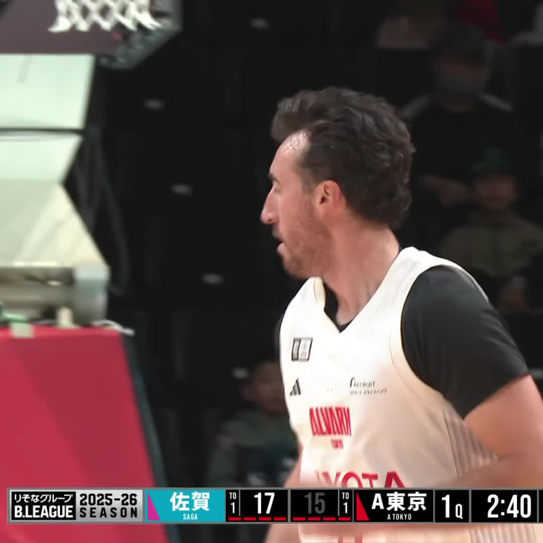 1Qからコートイン🔥🔥🔥 フランク・カミンスキーBリーグ初得点！ Frank Kaminsky III 📲バスケットLIVE配信中 #アルバルク東京 #GRITUP
