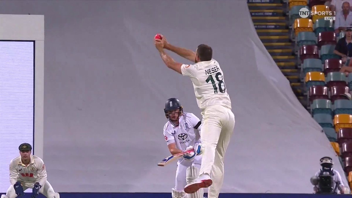 Ollie Pope is OUT for 26 ❌ Watch #TheAshes LIVE on TNT Sports and discovery+ 📺