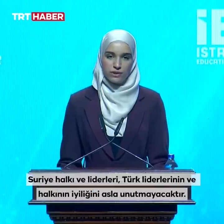 Sednaya hapishanesinde çocuklara masal anlatmak ne kadar zorsa; aramızdaki zalimlere, Sednaya hapishanesinde yaşananların bir masal olmadığını anlatmak da o kadar zor.. Direnişin zerafeti … 💐👇