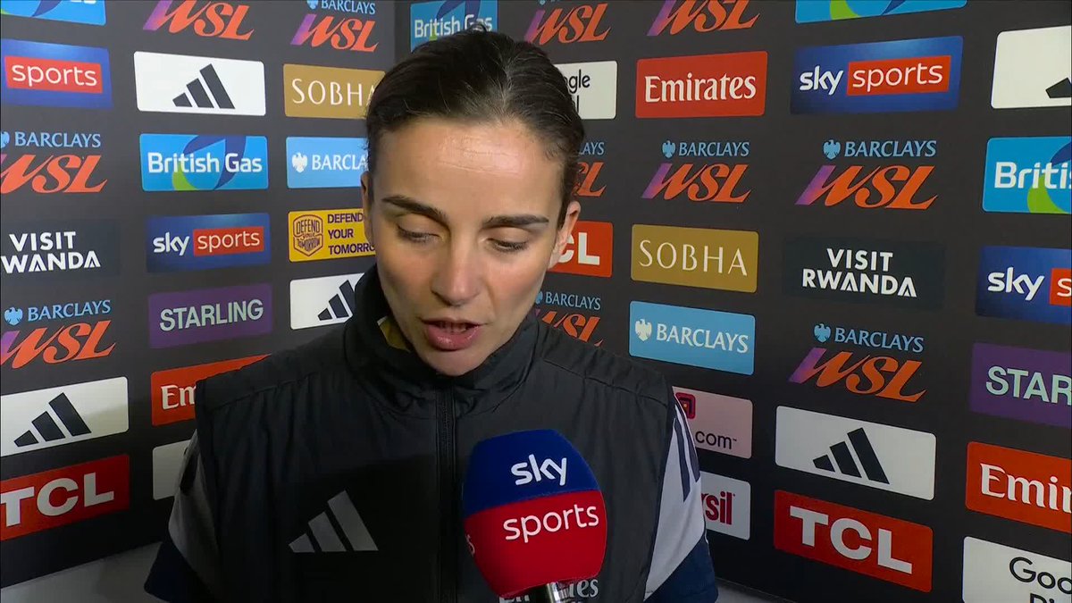 🗣️ "Their presence is going to be huge for us!" Renee Slegers on Leah Williamson and Kim Little returning to the Arsenal squad 👀