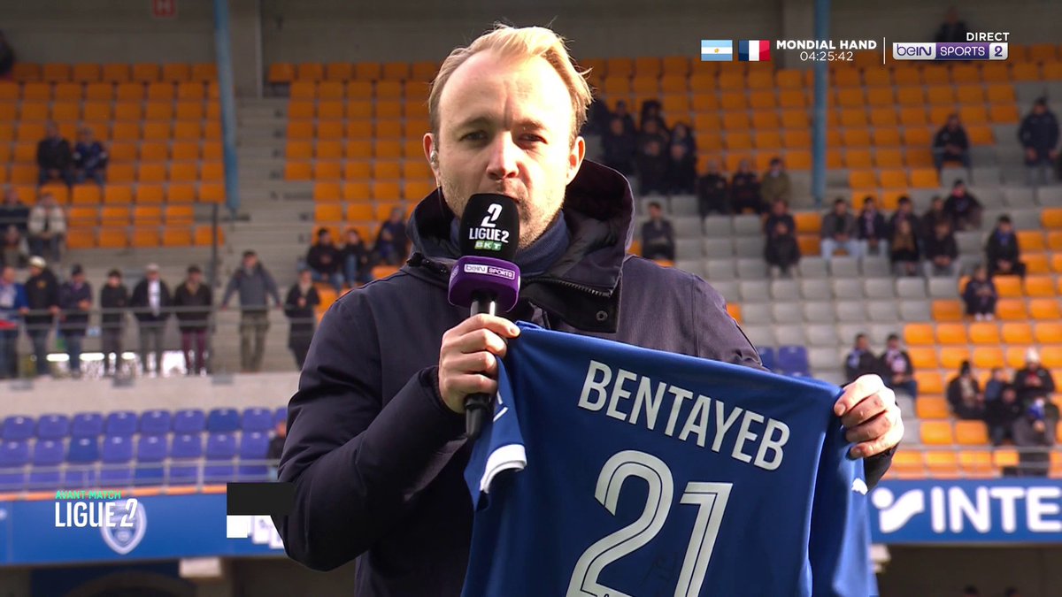 [🎁CONCOURS] ⚽️ #ESTACRAF 🔮 Donnez votre pronostic pour Troyes - Rodez via le #beINLIGUE2 avant le coup d'envoi ! 👕 Le maillot dédicacé de Tawfik Bentayeb (ESTAC Troyes) est à gagner 👉 Follow beIN SPORTS pour jouer