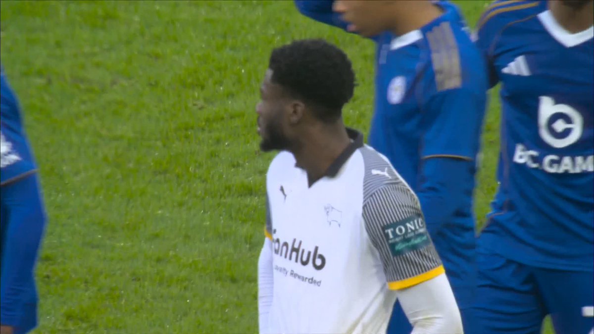 Leicester City have won 3-1 at Derby County with the three points pushing the Foxes above the Rams in the Championship table 📈