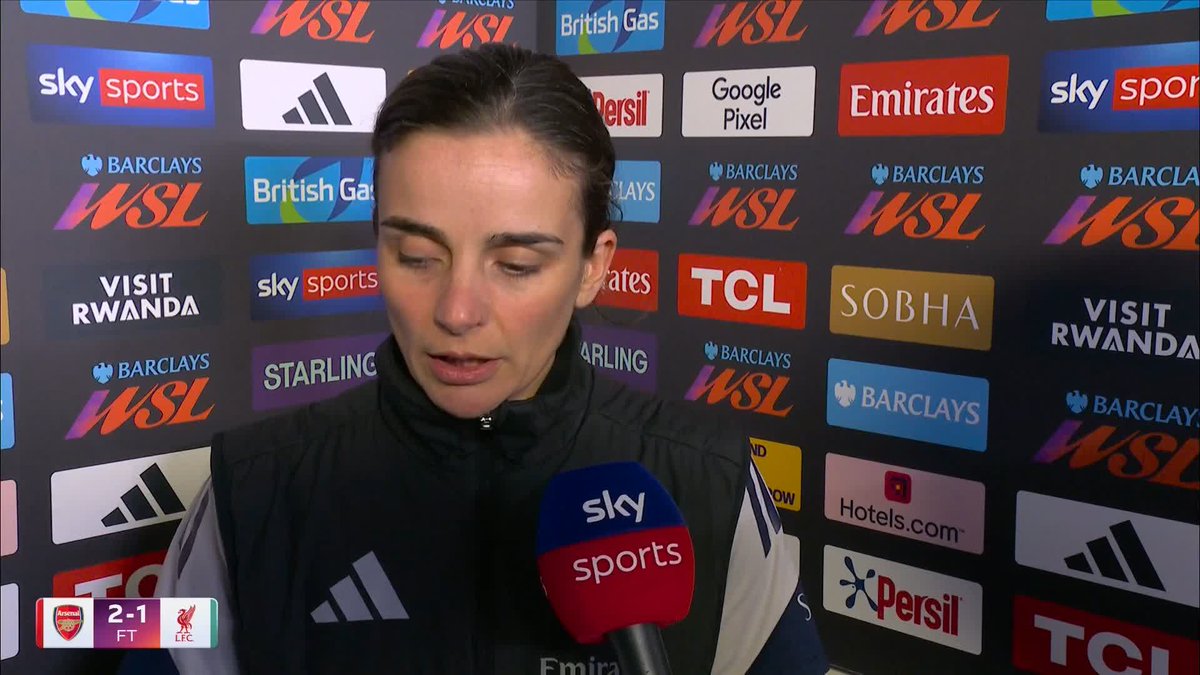 🗣️ "I'm not happy with the performance." 🗣️ "We put ourselves in hard positions." Renee Slegers says she’s relieved by the win but disappointed with Arsenal’s performance 😯