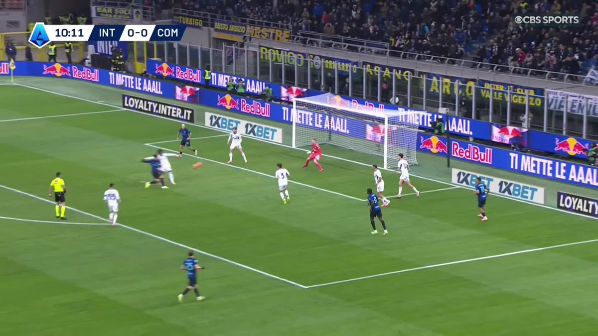 Lautaro Martínez gives Inter Milan the lead against Como ⚫️🔵
