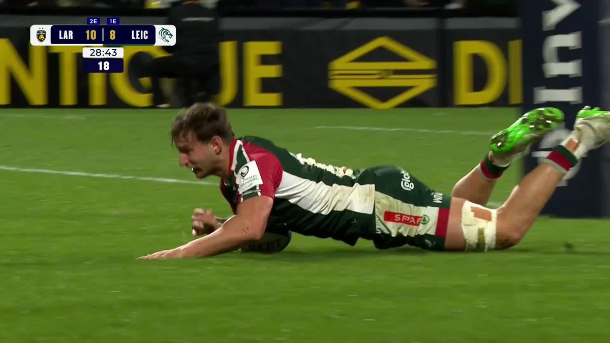 George Pearson, take a bow! 🤯 An unbelievable try assist from the Leicester Tigers teenager for Joaquín Moro 🐅 #InvestecChampionsCup