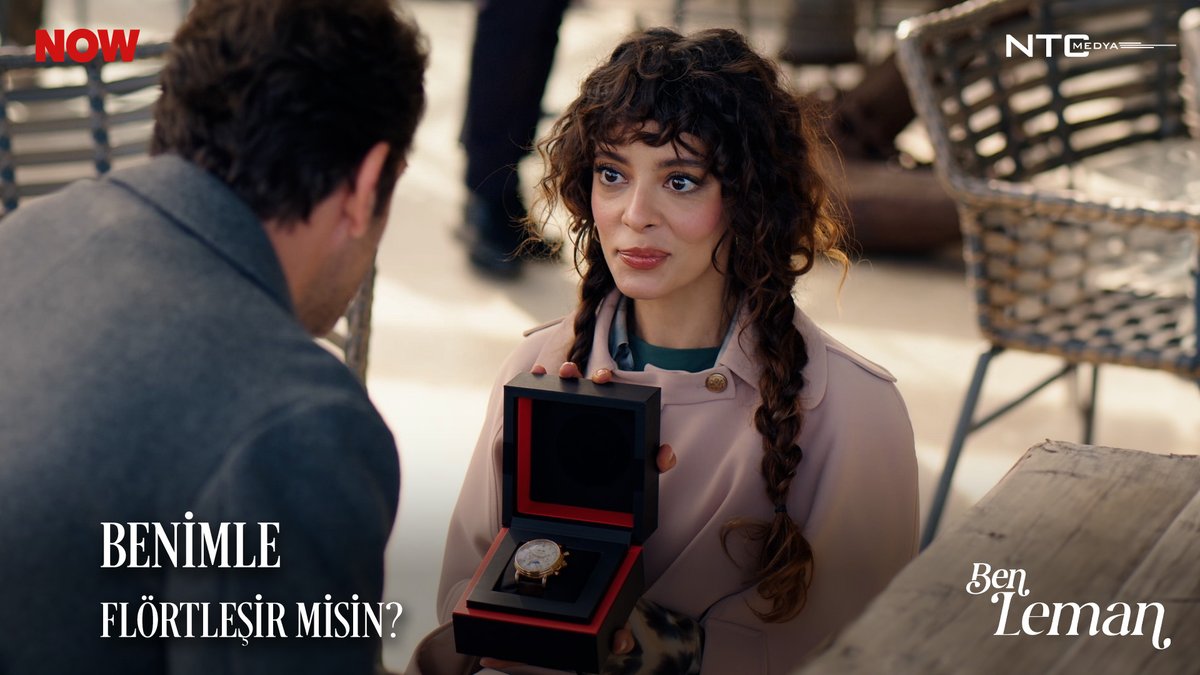 Mine, Burak’a kendini affettirmek için her yolu deniyor. 😂 NOW yayınını kaçıranlar ve yeniden izlemek isteyenler için tüm bölümler Disney+’ta! #benleman NOW @disneyplustr NTC MEDYA