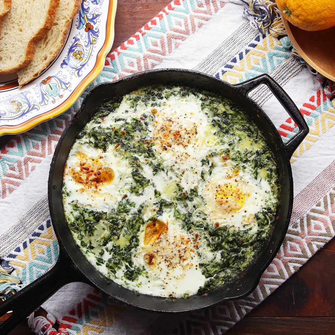 Creamy One-Pot Spinach Egg Breakfast