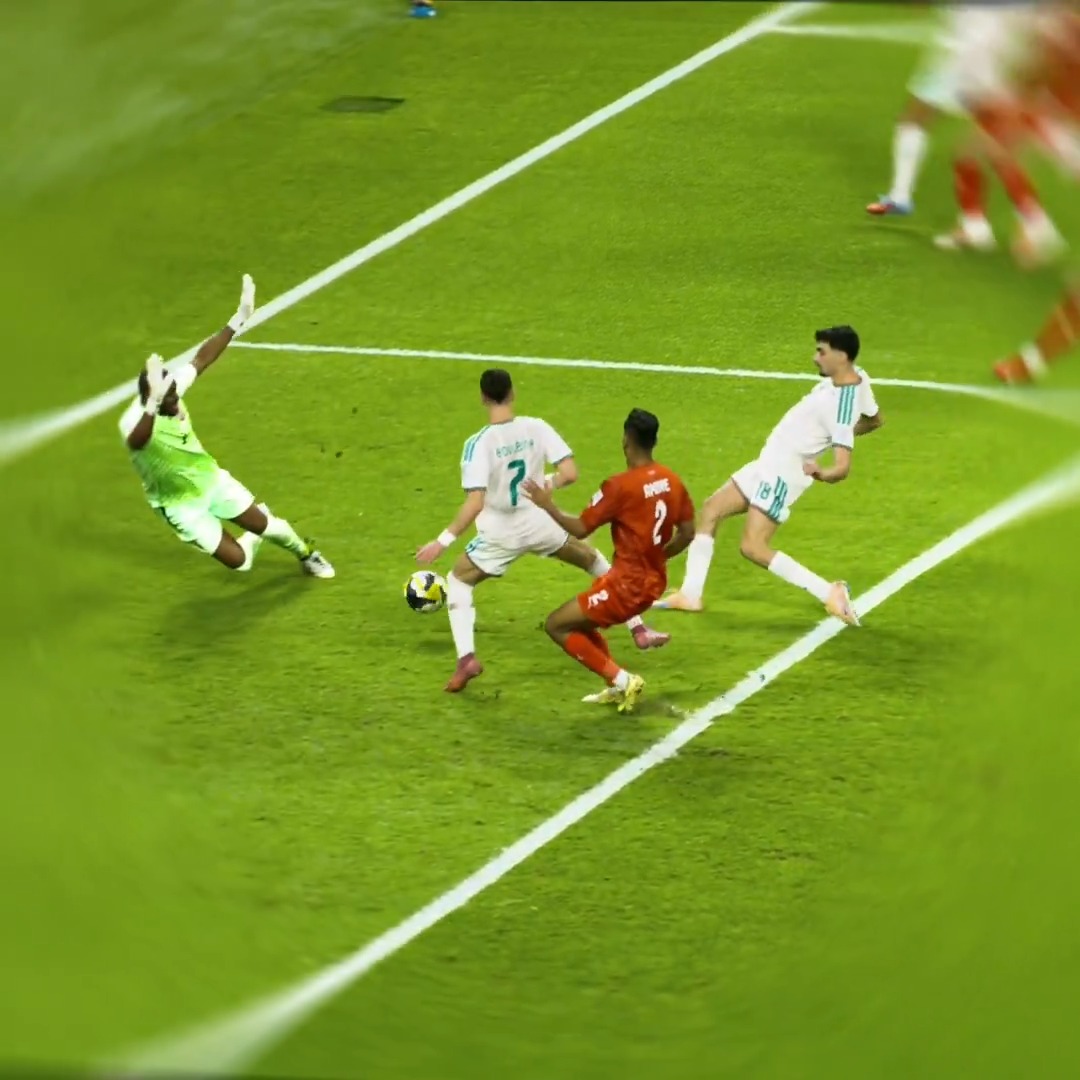 سيمفونية جزائرية 🎻 #FIFArabCup