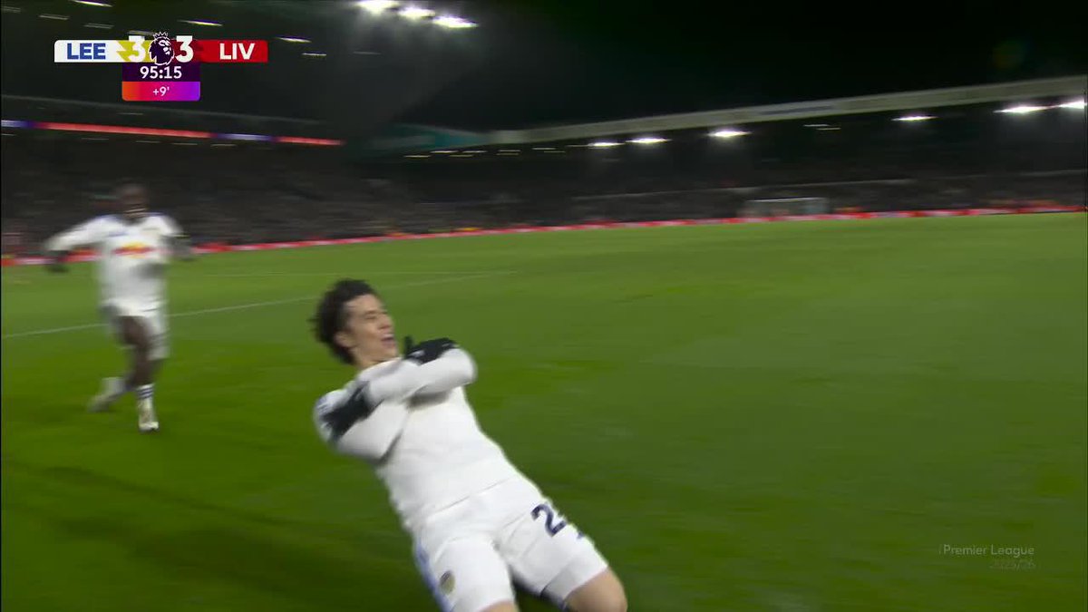 Liverpool ganaba 2-0 y se lo empataron 2-2, se puso 3-2 y se lo igualaron ¡3-3! A LOS 96': ⏱️ 48': LEE 0-1 LIV ⏱️ 50': LEE 0-2 LIV ⏱️ 73': LEE 1-2 LIV ⏱️ 75': LEE 2-2 LIV ⏱️ 80': LEE 2-3 LIV ⏱️ 96': LEE 3-3 LIV INSÓLITO. 😳🏴󠁧󠁢󠁥󠁮󠁧󠁿