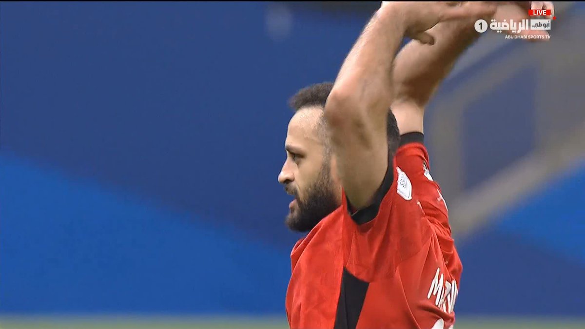 منتخب مصر يسجل هدف التعادل عن طريق مروان حمدي ⚽ #الإمارات_مصر #كأس_العرب