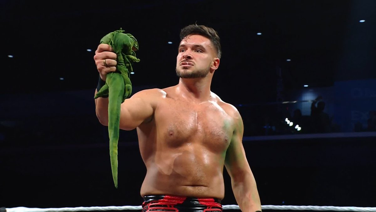 .Mr. Iguana wasn't about to let “All Ego” Ethan Page disrespect La Yesca like that!! 👏
