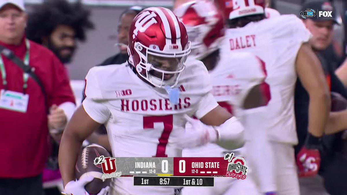 INT, Indiana! Louis Moore's sixth pick of the season gives No. 2 Indiana Football the ball in No. 1 Ohio State territory. 📺: FOX