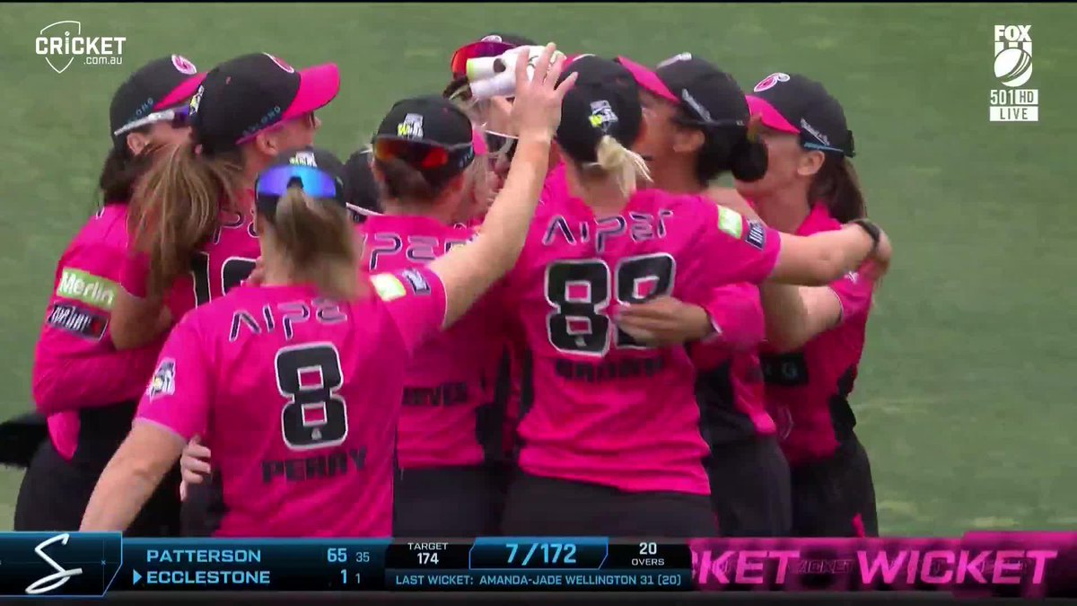 SIXERS WIN BY ONE RUN. INCREDIBLE! #WBBL11