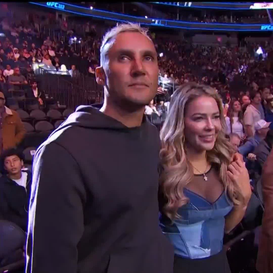 ⭐️Estrellas presentes en #UFC323