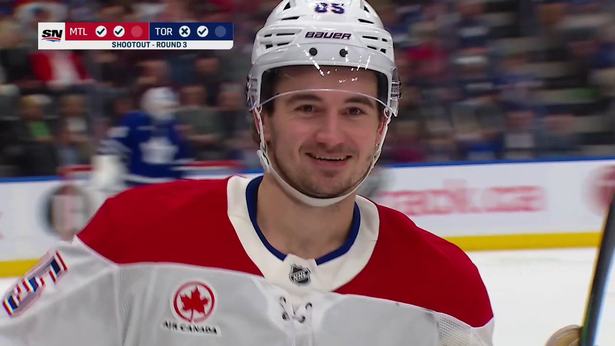 Alexandre Texier's just going to slide this one in 🛝