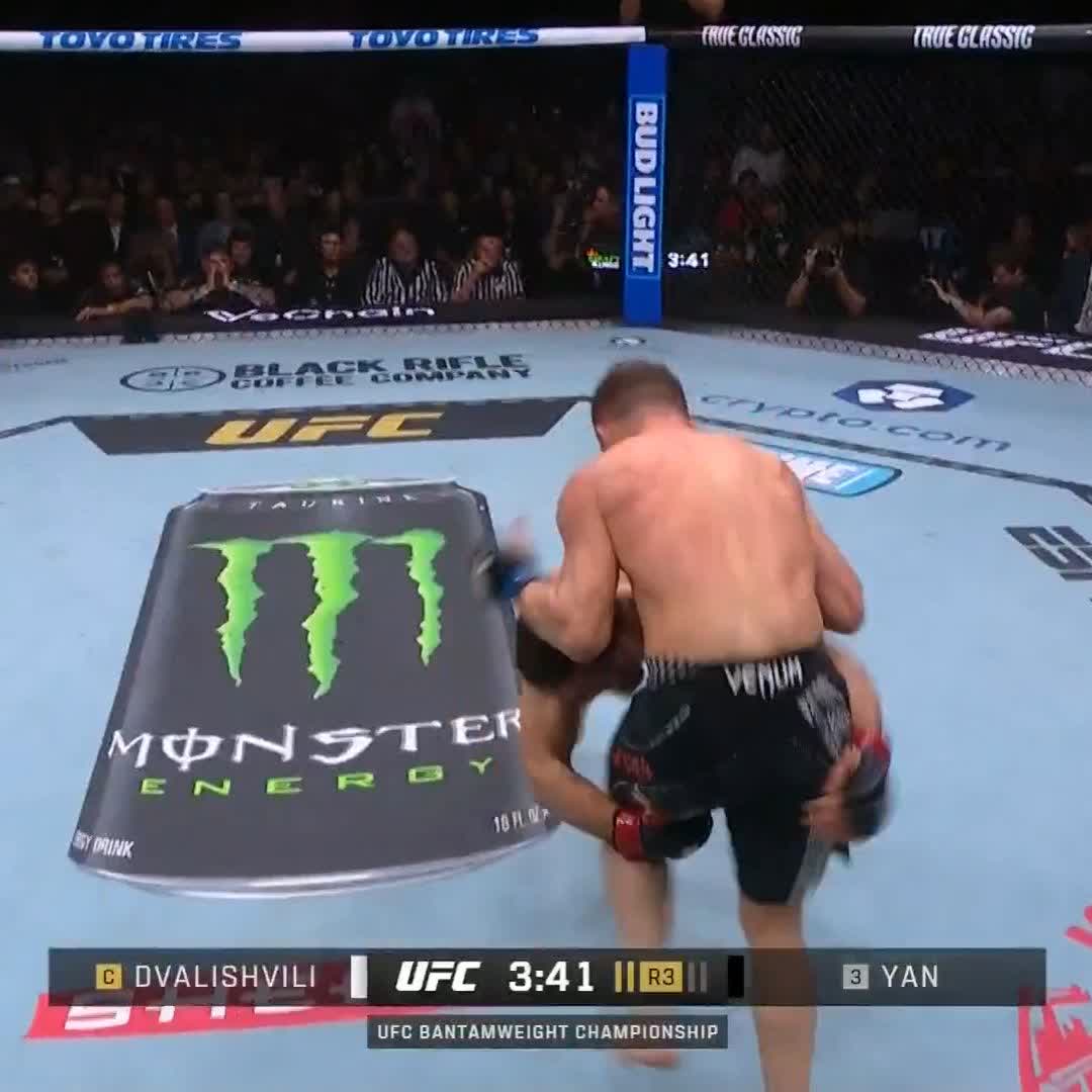 Picked him up and showed him to the crowd! 😅 🏆🇬🇪 Merab “The Machine” Dvalishvili | #UFC323