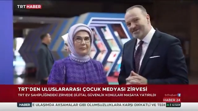 TRT Genel Müdürü Mehmet Zahid Sobacı’nın ev sahipliğinde çocuk medyası masaya yatırıldı. TRT Uluslararası Çocuk Medyası Zirvesi'nin onur konuğu Emine Erdoğan’dı. Zirveye katılan İletişim Başkanı Burhanettin Duran, TRT’nin çocuk medyasındaki faaliyetlerinden övgüyle söz etti.