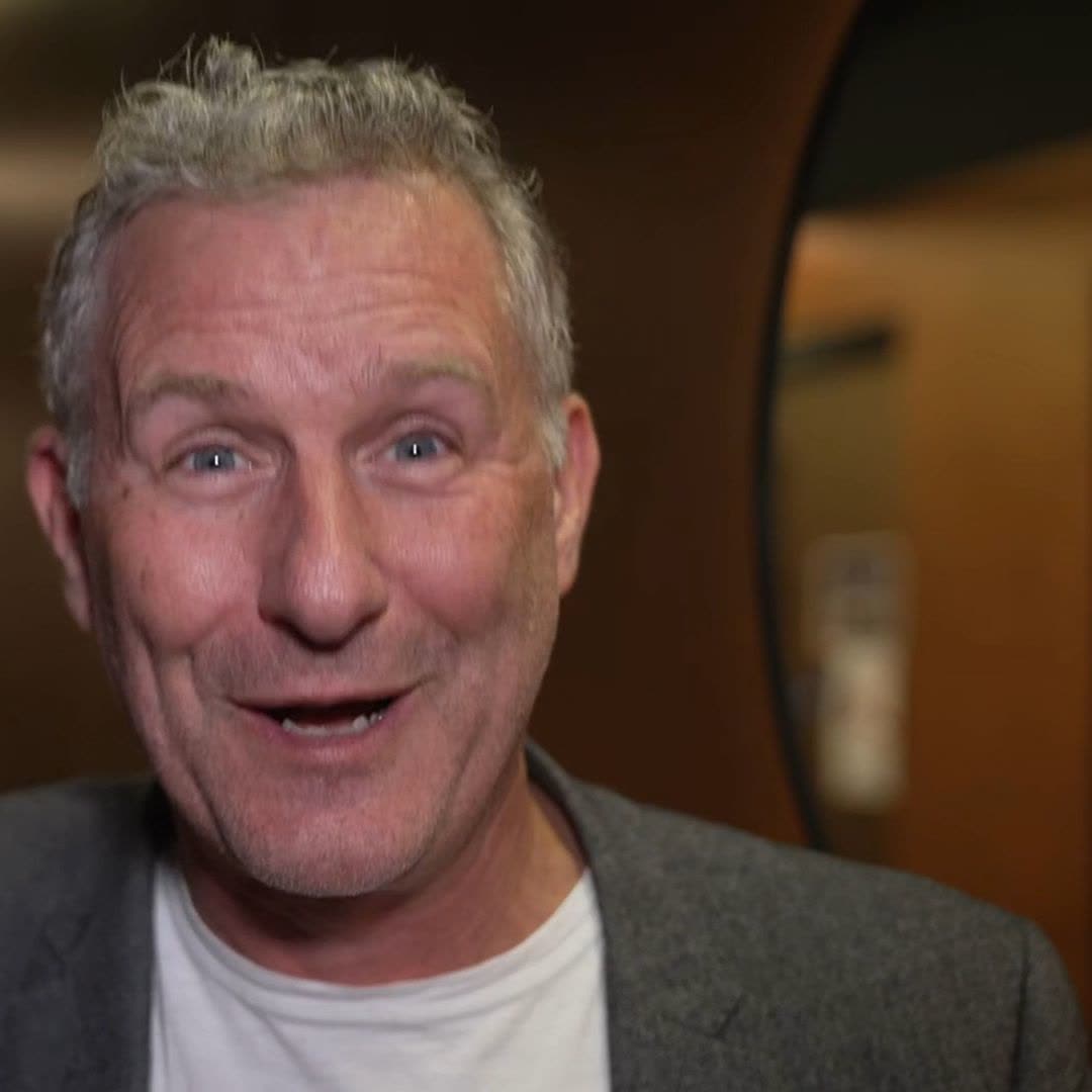 "To all of British sport right now, just find some positivity" Comedian Adam Hills reflects on the Ashes Test series so far 😅