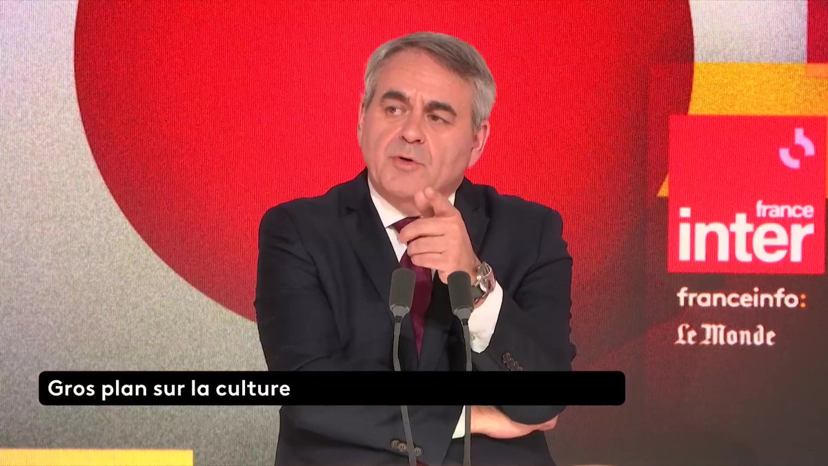 Attaques contre Radio France et France Télévisions : "Ce qu'ils veulent en affaiblissant l'audiovisuel public, c'est casser le pluralisme", estime Xavier Bertrand. #QuestionsPol
