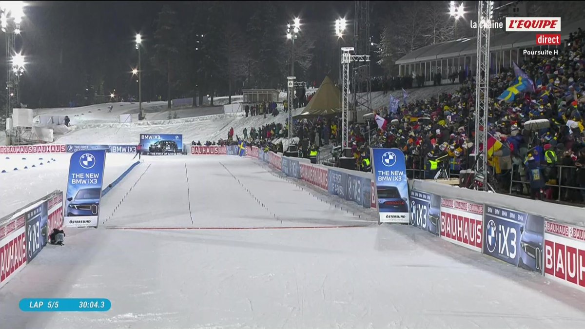 🇫🇷 LA VICTOIRE POUR QUENTIN FILLON MAILLET ! Parti troisième, le Français remporte la première poursuite de la saison, à Östersund ! Sebastian Samuelsson et Johan-Olav Botn complètent le podium. Suivez la Coupe du monde de biathlon sur la chaine L'Équipe #lequipeBIATHLON