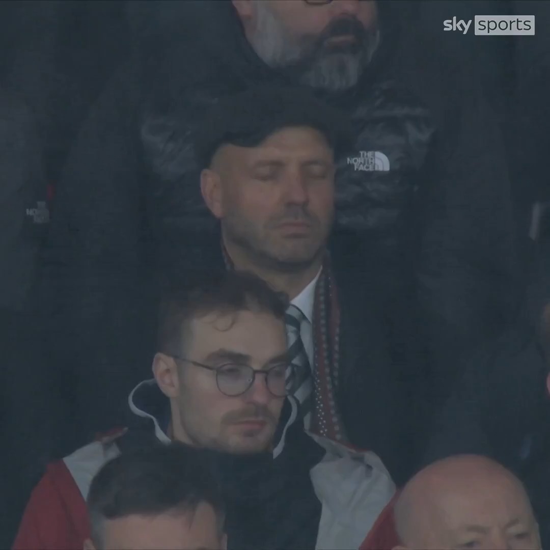 😴 “The lesser spotted and seemingly asleep” Paul Tisdale, Celtic’s Director of Football Operations, is in attendance today ⤵️