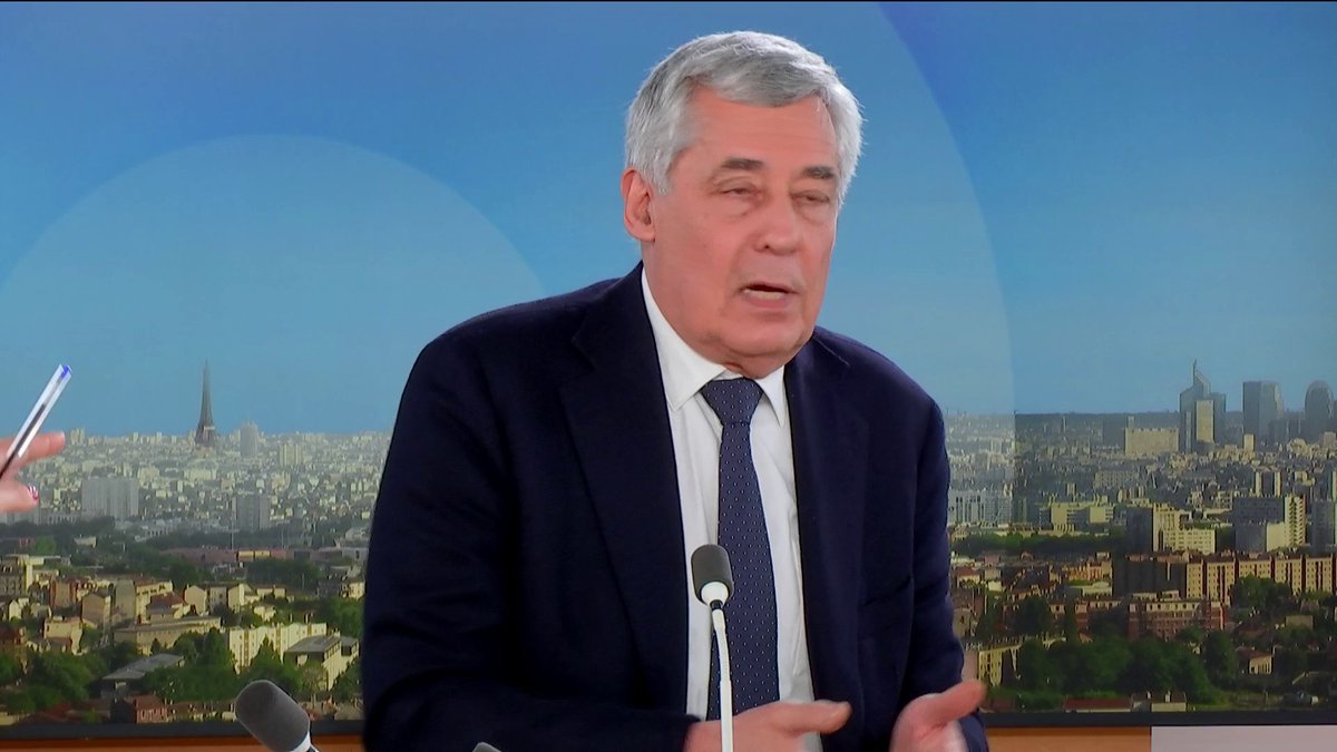 🔴 Union des droites : "Le Front républicain n’est plus adapté à une réalité où le RN n’est plus le parti néofasciste des débuts. Il faut regarder le paysage tel qu’il est", note Henri Guaino, ancien conseiller spécial de Nicolas Sarkozy. #ToutEstPolitique #canal16