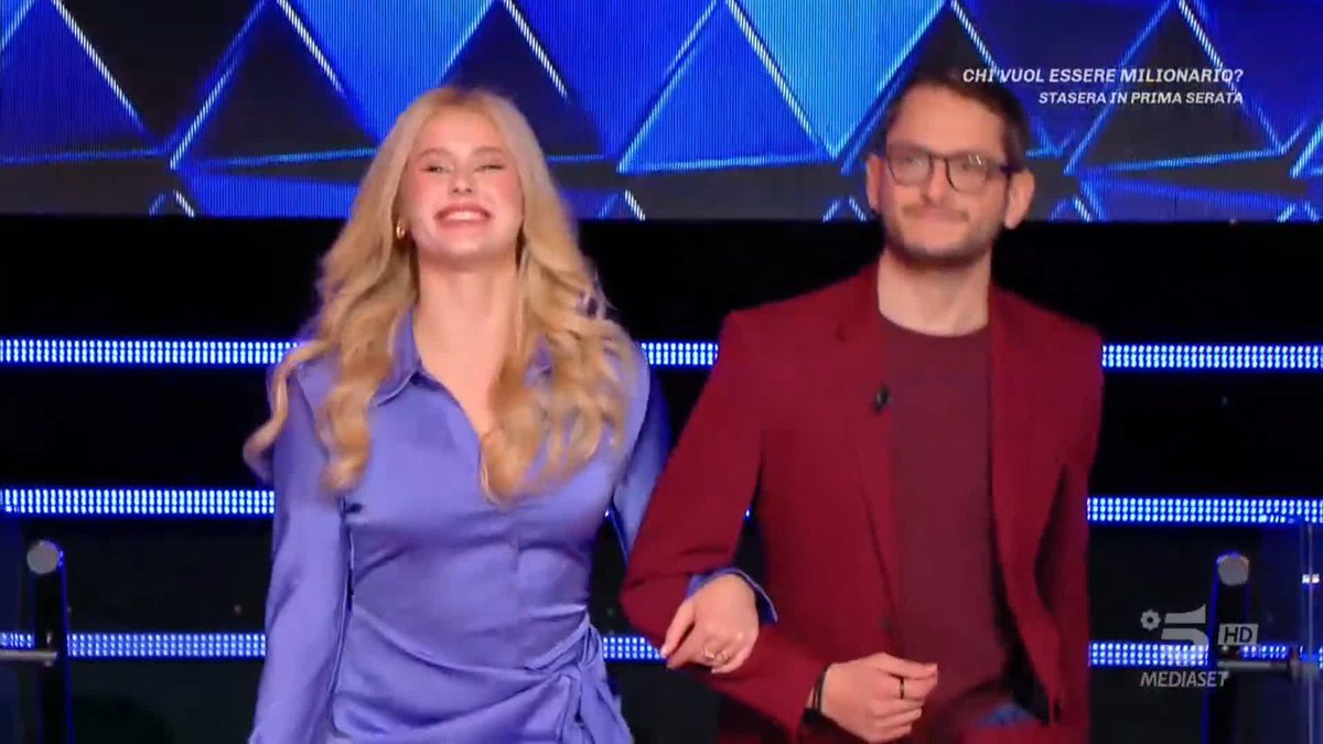 Abbiamo un’altra grande novità: benvenuta, Isobel 😍 #CadutaLibera