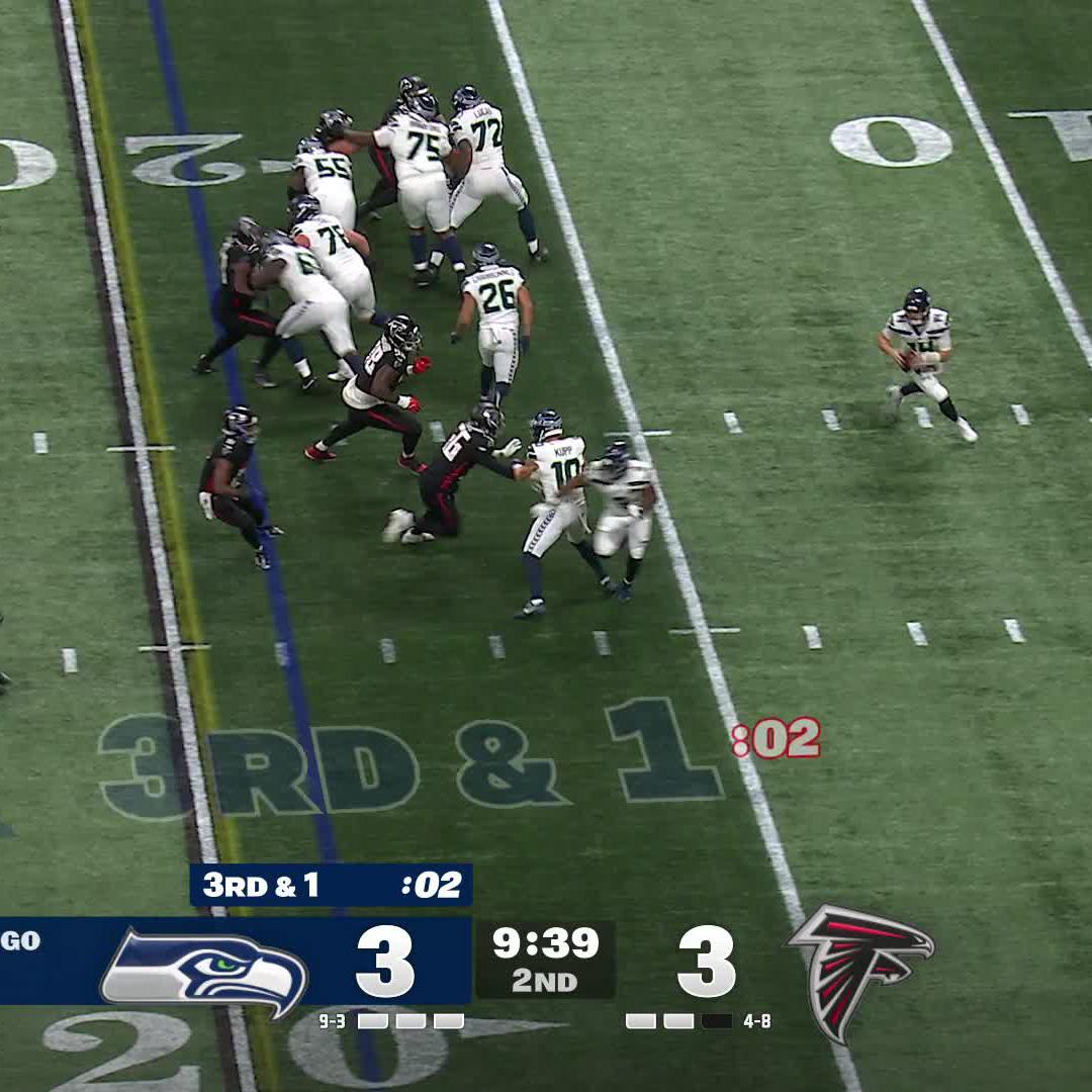 Deflected and delivered right in to Mike Hughes's hands 😱 FOX | NFL+ #ProBowlVote x Mike Hughes