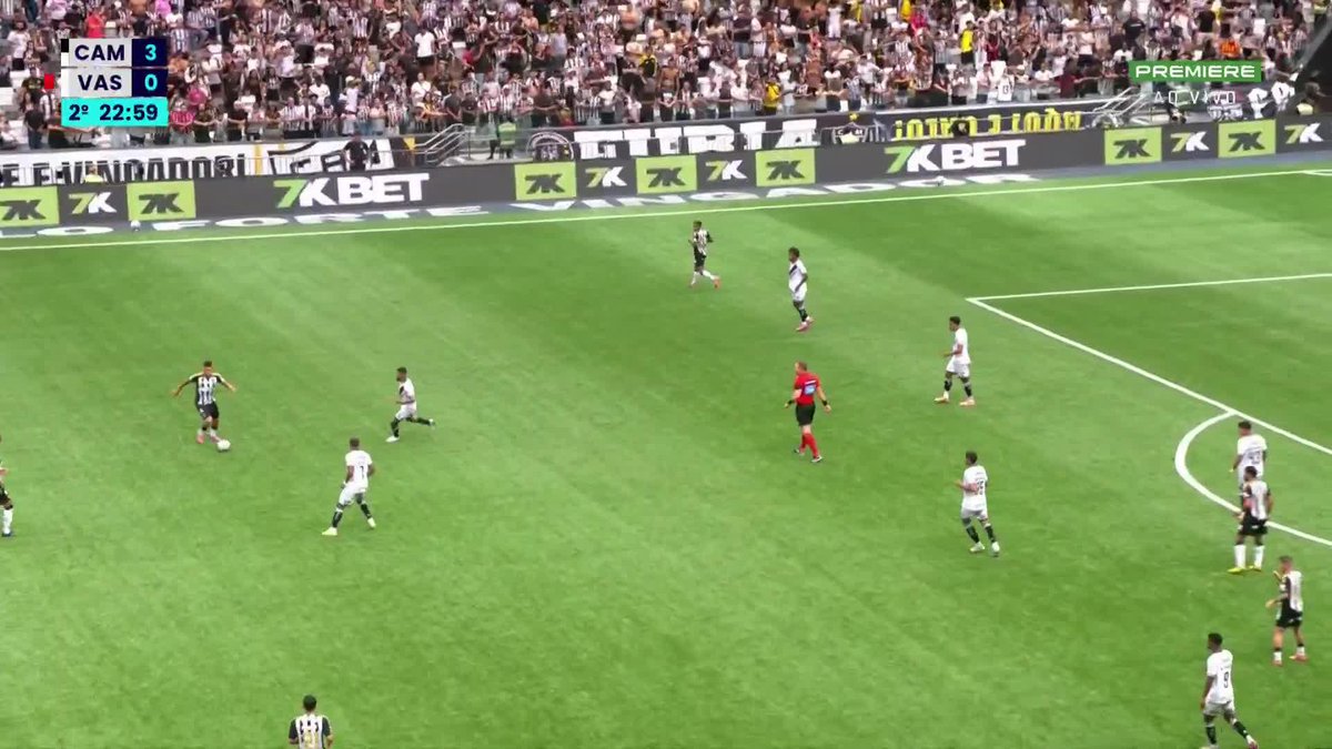 Dudu voltou a jogar bola mesmo. Mais um gol dele.