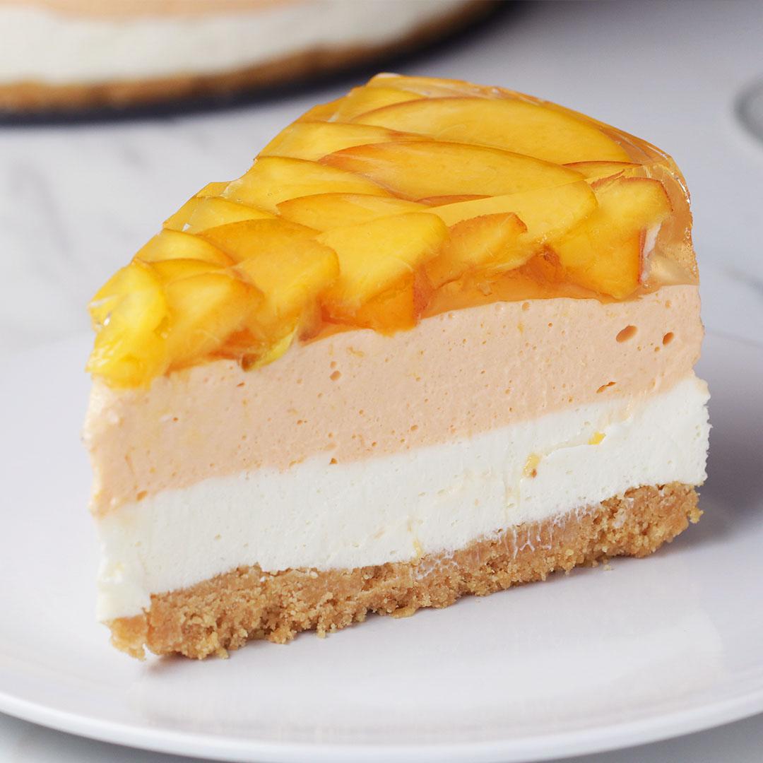 Peaches ‘n' Cream Cheesecake