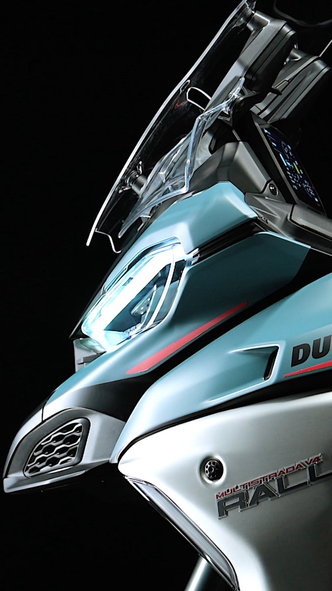 The Multistrada V4 Rally now features the stunning new Jade Green/Brushed Aluminium livery. 💚 Inspired by true adventure and enhanced with a gold rim channel, this look highlights its authentic globetrotting spirit. #Ducati