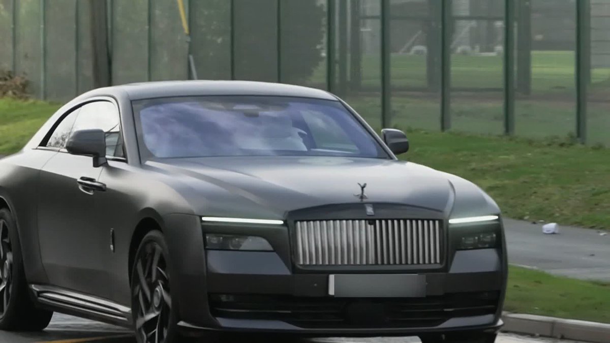 Mohamed Salah has arrived at Liverpool's training ground ahead of the trip to Inter Milan in the Champions League 🔴