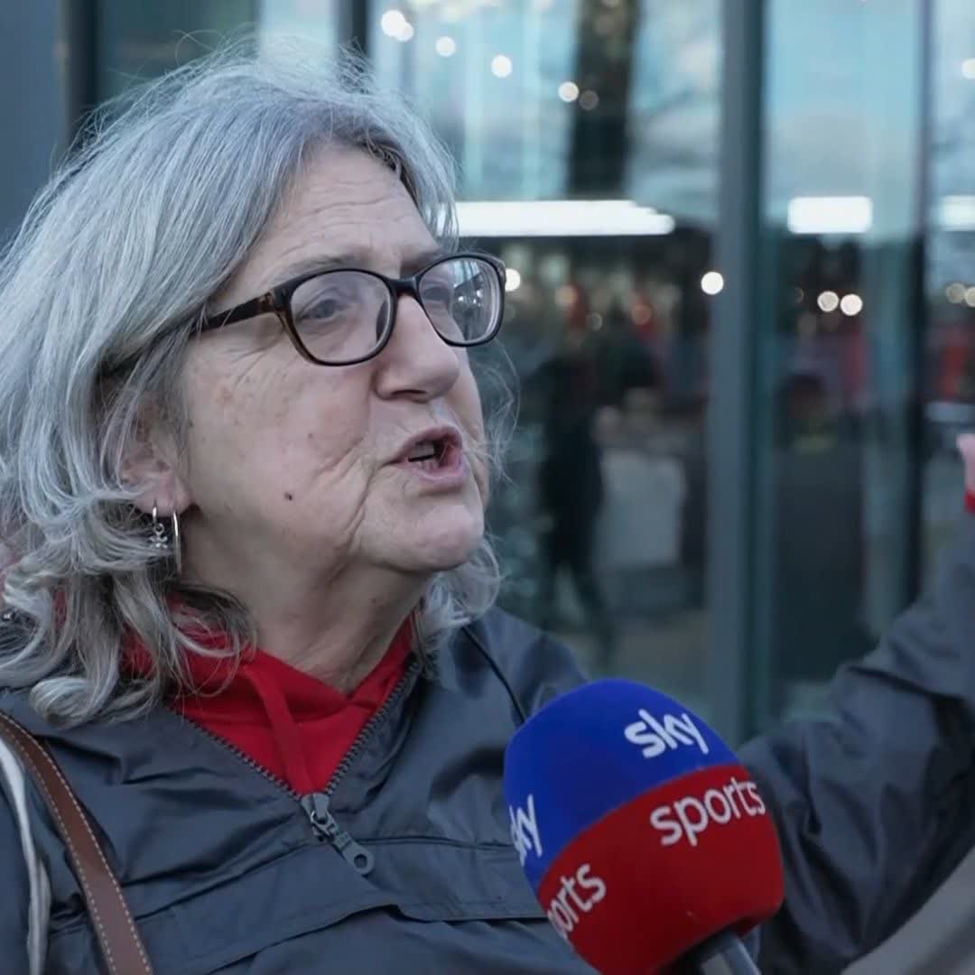 "It's a dramatic change and who knows why?" Liverpool supporters give their thoughts on Mo Salah's comments over the weekend 🔴