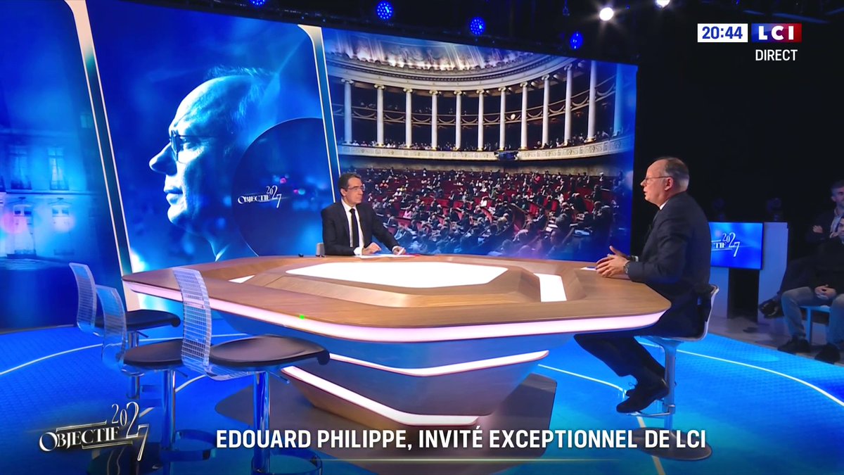 🔴 Budget : "Je ne suis pas un artisan du chaos", affirme Edouard Philippe ▶️ "Objectif 2027" avec Darius Rochebin