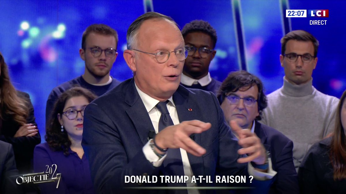 🗣️ "Sur la liberté d’expression et sur la liberté de la presse, on est mieux pourvu en Europe qu’aux États-Unis", affirme Edouard Philippe ▶️ "Objectif 2027" avec Darius Rochebin