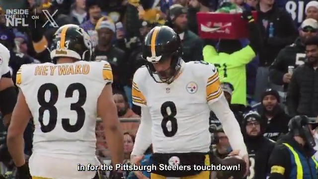 .Aaron Rodgers bringing back the championship belt celly was pure nostalgia. 🥹 "I almost started welling up." Inside the NFL Week 14 Mic'd Up on X