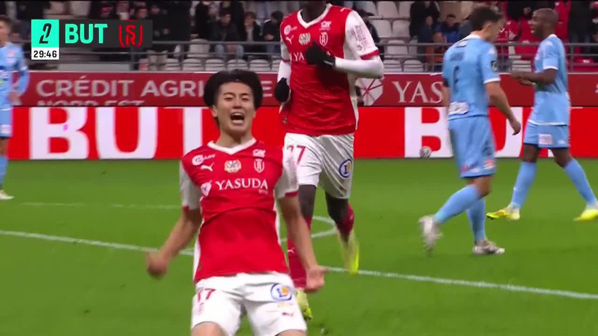中村敬斗が衝撃のスーペルゴラッソ🇯🇵🔥🔥 🔥 中盤でボールを受けると、GKも反応できない強烈なドライブシュートを叩き込む💥🚀 🎥DAZN Japan